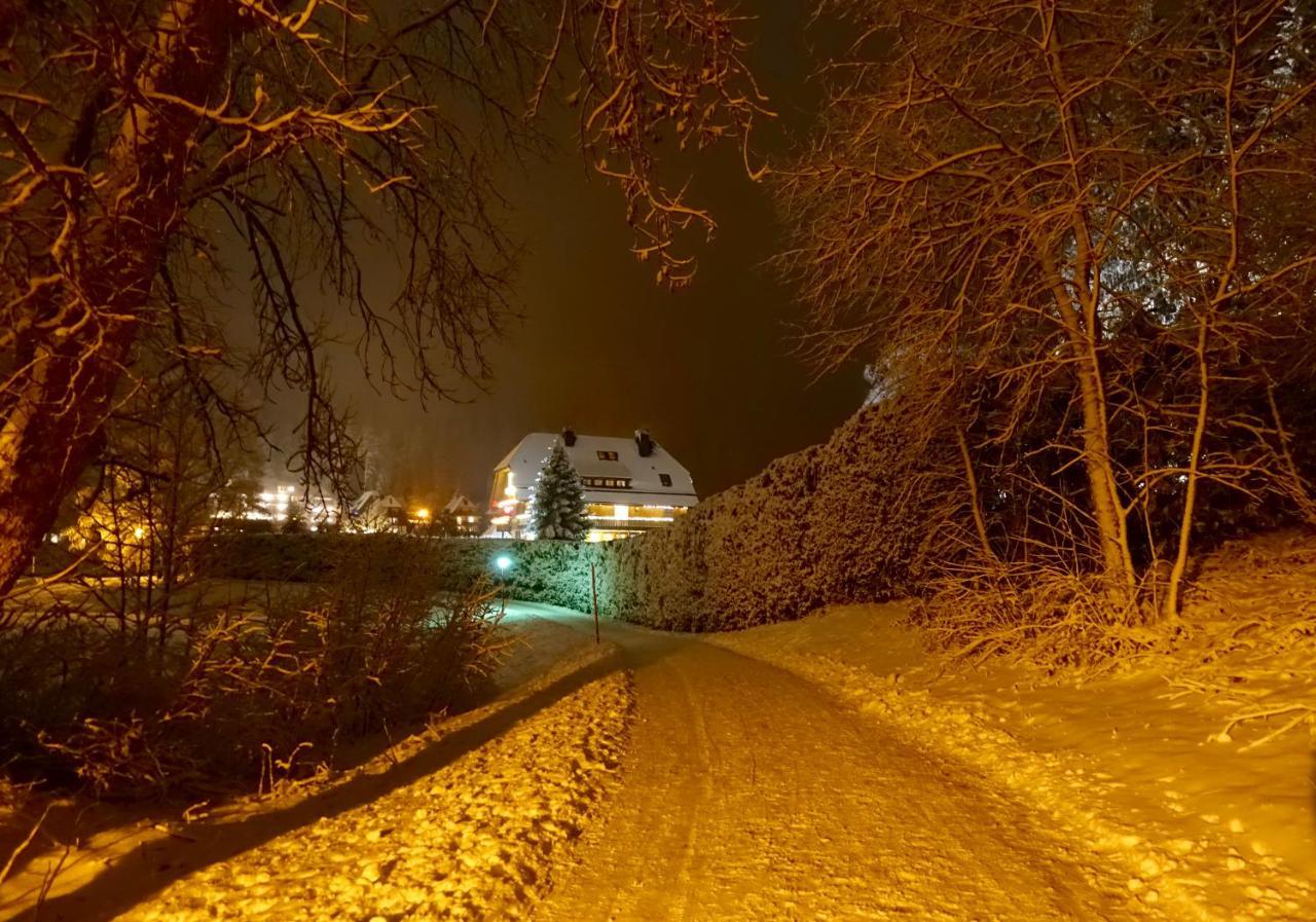 Hollhouse - Bed&Breakfast Hinterzarten Exterior foto